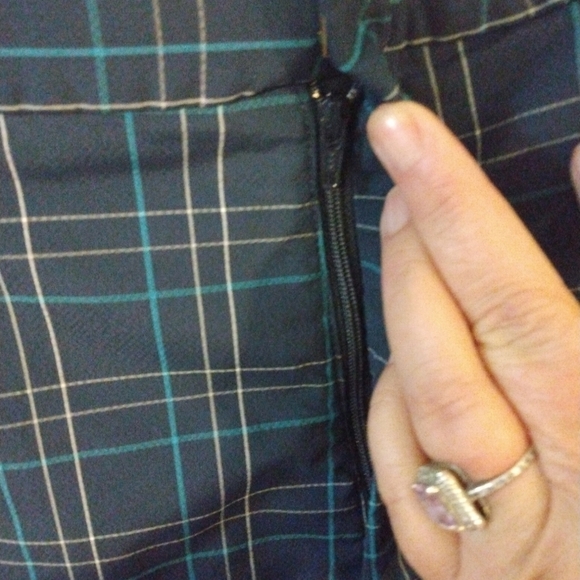 Walter Hagen Blue/Beige Stripped Comfort Golf Shorts Clasp Zipper Closure Sz36 - Picture 3 of 10